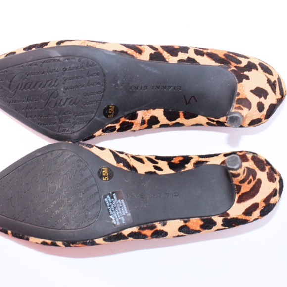 Gianni Bini Teresa Leopard Print Pump Size (5.5) - Picture 3 of 8